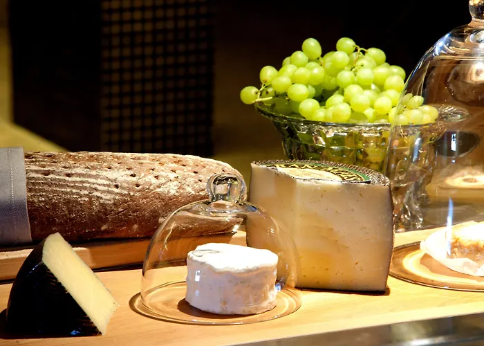 نالا إنديفيجول فندق 3*