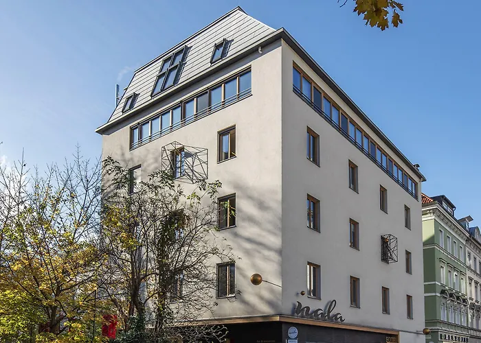 نالا إنديفيجول